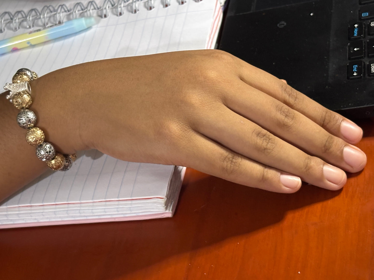 PULSERA ELEGANTE CON CORONA 6 DOLARES, BEAUTIFUL ELEGANT BRACELETS WITH CROWN 6 DOLLARS